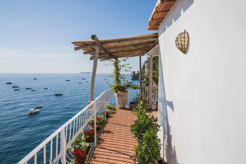 I Delfini Holiday House Positano Exteriör bild