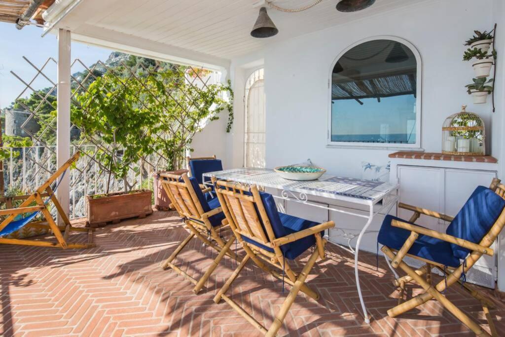 I Delfini Holiday House Positano Exteriör bild